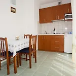Apartment Sangaleti *